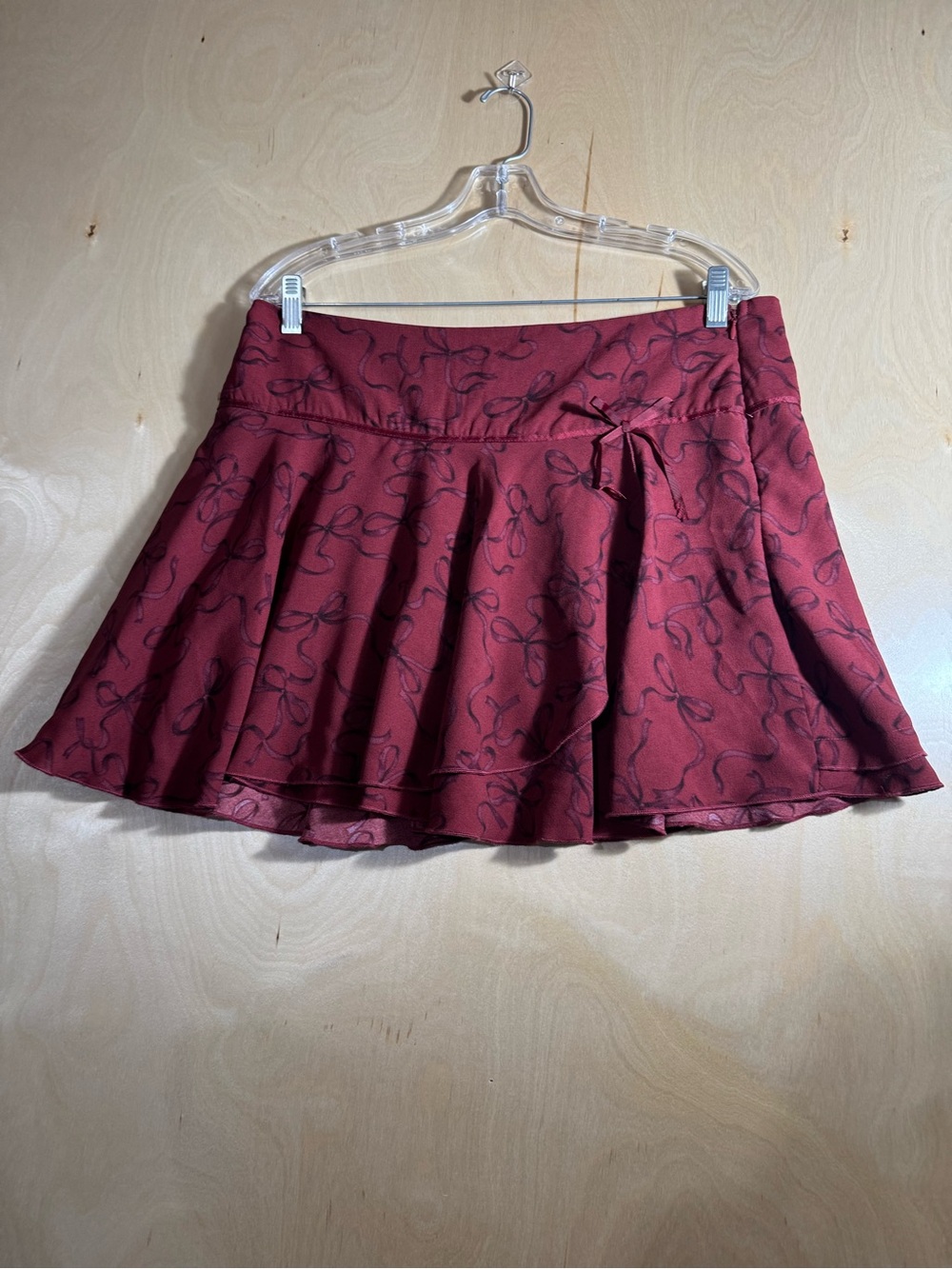 Aeropostale Burgundy Skater Skort with Black Vine Print Size XL